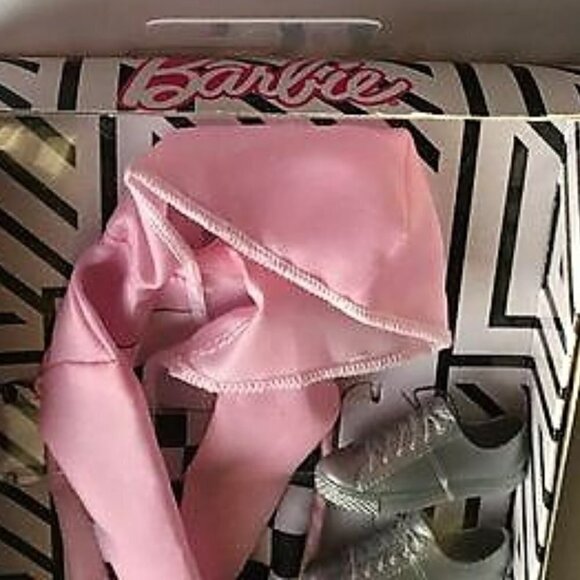 BARBIE KEN HOODIE JACKET & SHORTS OUTFIT - Picture 5 of 7